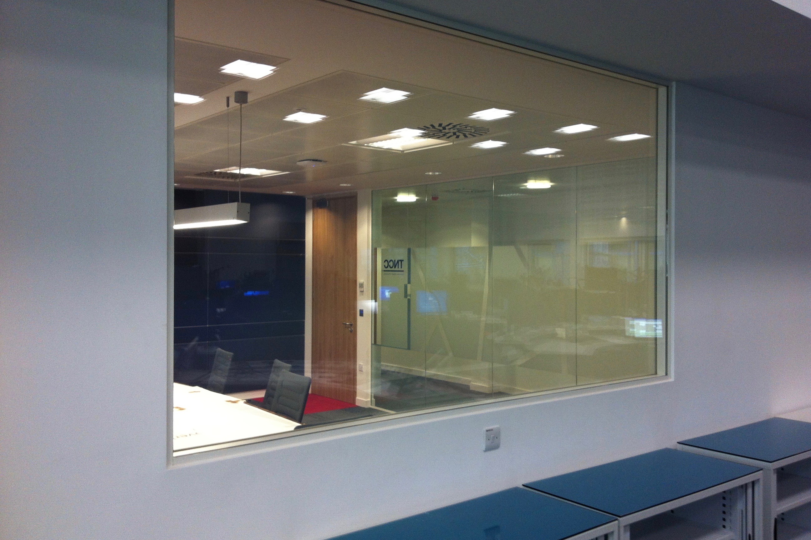 Switchable Privacy Glass Lcd Nash